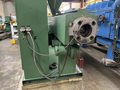 3.5" Welex 24:1 Extruder Model 350 RHNV,75Hp