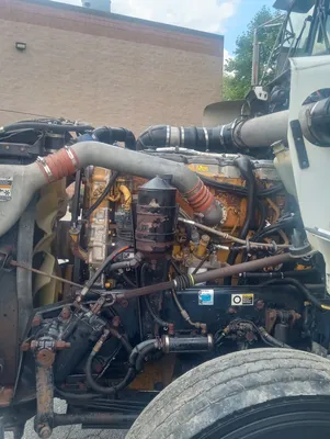 2007 KENWORTH t800 tri axle Road Tractor | Penncon Management, LLC (6)