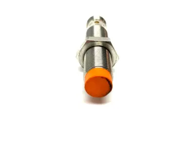 USED IFM INDUCTIVE PROXIMITY SENSOR 7MM RANGE