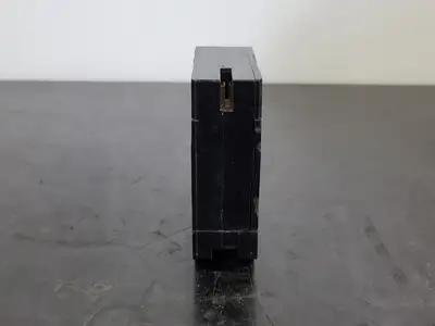 15 Amp, 2 Pole, 120/240 volts Circuit Breaker