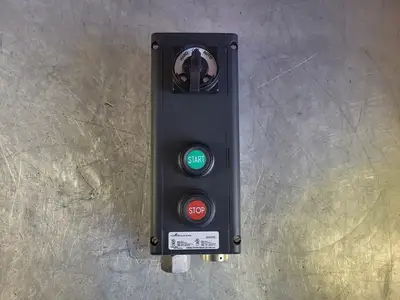 NEW CROUSE-HINDS GHG434