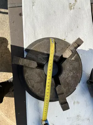USED CHUCKS DIA: 200 MM/ BORE: 75 MM
