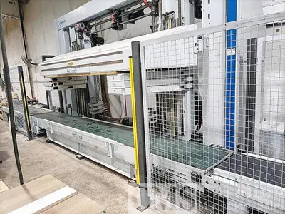 USED 2008 HOMAG / LIGMATECH MDE 200 FEED THROUGH CASE CLAMP