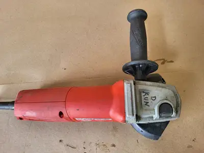 USED MILWAUKEE 6146-31