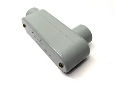 USED SCEPTER PVC CONDUIT BODY RIGHT ANGLE LINE BACK REMOVABLE COVER 1"