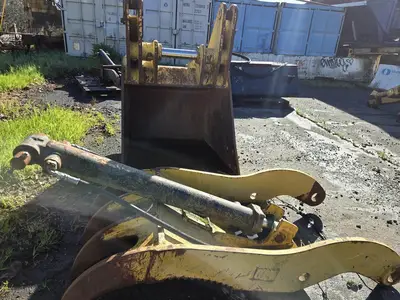 USED 2010 CATERPILLAR 315