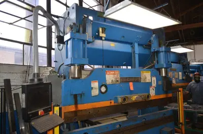 90 TON X 8' CINCINNATI MODEL 90FMx6 HYDRAULIC PRESS BRAKE: STOCK #15766