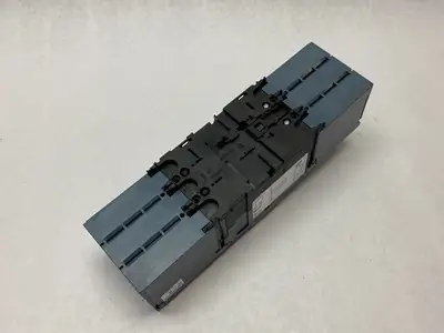 USED SIEMENS CIRCUIT BREAKER 3-POLE 125 BREAKING CAPACITY