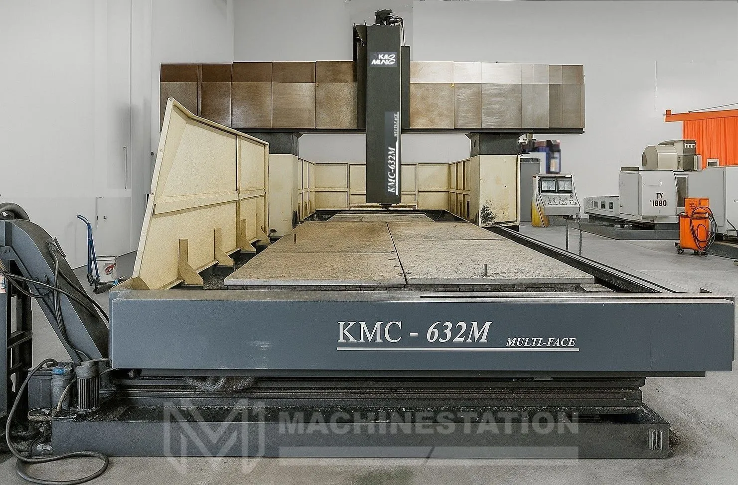 USED 2012 KAO MING KMC 632M