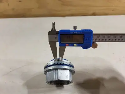 NEW THOMAS & BETTS H150GR-C