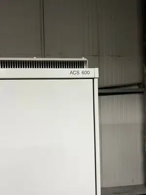 VFD MCC ACS607-0610-6-00HB120052B, 0-575VAC, 0-300hz, 4 Sections