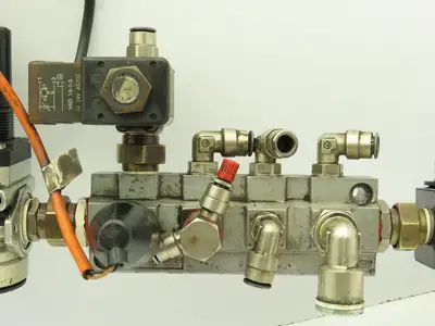 Donaldson Ultra-Filter Multi Air Line Manifold Regulator 24V Solenoid Valve Assy