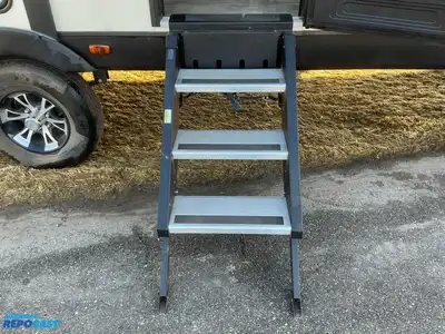 USED 2019 VENTURE SPORTTREK TOURING 336 VRK