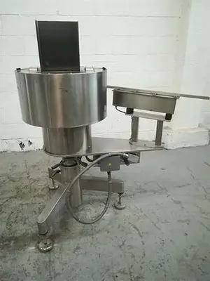 Ozaf model VL2T Stainless Steel Vibratory Cap feeder
