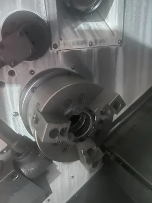 2012 DOOSAN LYNX 220LC CNC Lathes | Tight Tolerance Machinery (4)