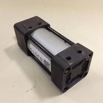 USED ARO 0920 1009 1 020