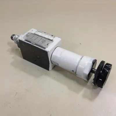 Used YUKEN MRP-01-C-3004 Valves/Fittings Michigan US | Ideal Machinery #1318538