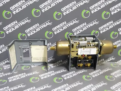 Johnson Controls P74DA-17 Pressure Control Module Used