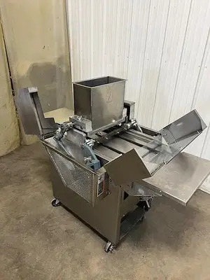 USED 2010 MAGNA MIXER 17F-SX3-G