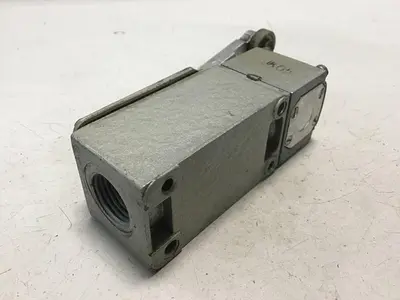 USED TELEMECANIQUE C2JK05