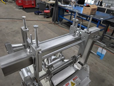 Vemag Portable Pneumatic Sheeting Head with KLEENLine Conveyor