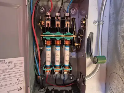Containerized Foam Fire Suppression System w/ Deluge Valve, Potter Controls & Piping Manifold