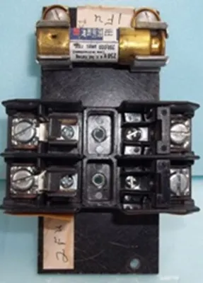QTY. 1. BUSSMAN COOPER INDUSTRIES BUSS BC6032P 30A...