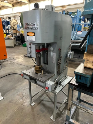 1965 DENISON MULTIPRESS RO65 C Frame and Gap Frame Press | Kempler Industries (2)