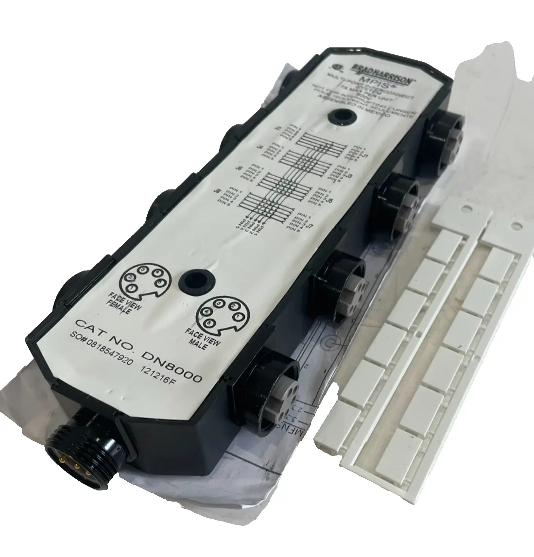NEW MOLEX WOODHEAD DN8000 PASSIVE DISTRIBUTION BOX 1300360010