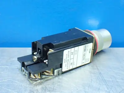 NEW ALLENBRADLEY 800MRQA24AAK