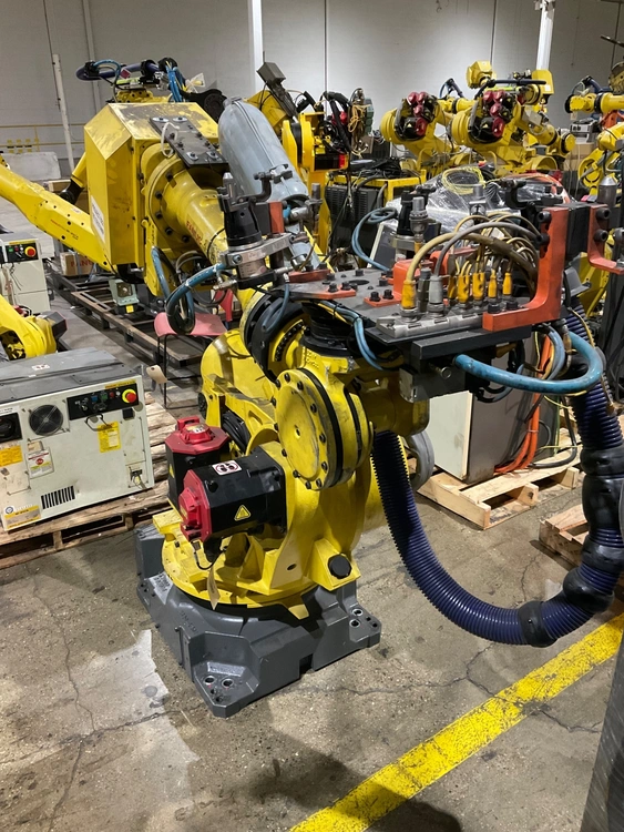 Used 2012 FANUC R-2000iB/210F + R-30iA Robots Michigan US | iGAM Industrial Marketplace #45465