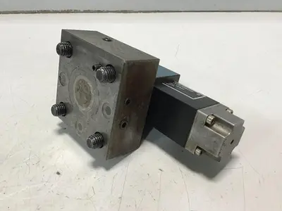 USED BOSCH 0 810 090 102