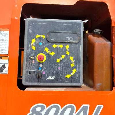 USED 2013 JLG 800AJ
