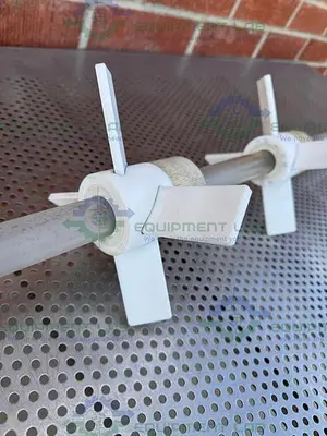 USED CHEMGLASS IMPELLERS W/ GLASS STIRRER SHAFT 30MM , FOR 100 L CHEMGLASS REACTOR 60"