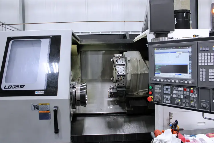 Used 2016 OKUMA LB35-III CNC Lathes Illinois US | Machinery Marketing International #378910