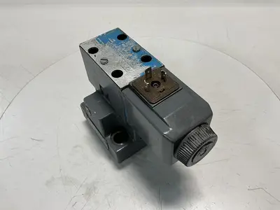 USED VICKERS DG4V-3-2AL-M-U-HL7-60