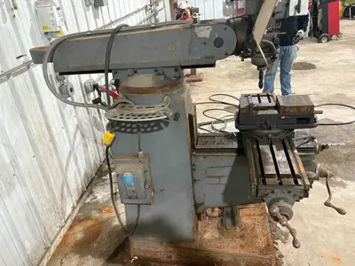 Lance Verti-Mill Vertical Milling Machine