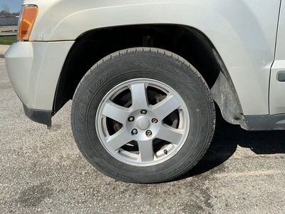 USED 2009 JEEP GRAND CHEROKEE