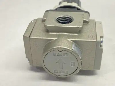 AR20-N02-Z-X34US75-110 | SMC  Pneumatic Unrestricted Pressure Regulator - Used