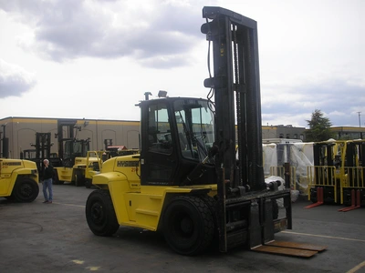 USED HYSTER Internal Combustion Forklifts: Pneumatic Tire