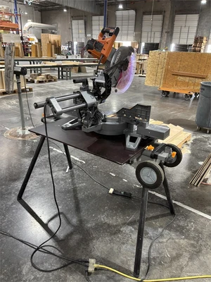 Used RIDGE "R4221" Miter Saws Texas US | MachineryMax #1488233