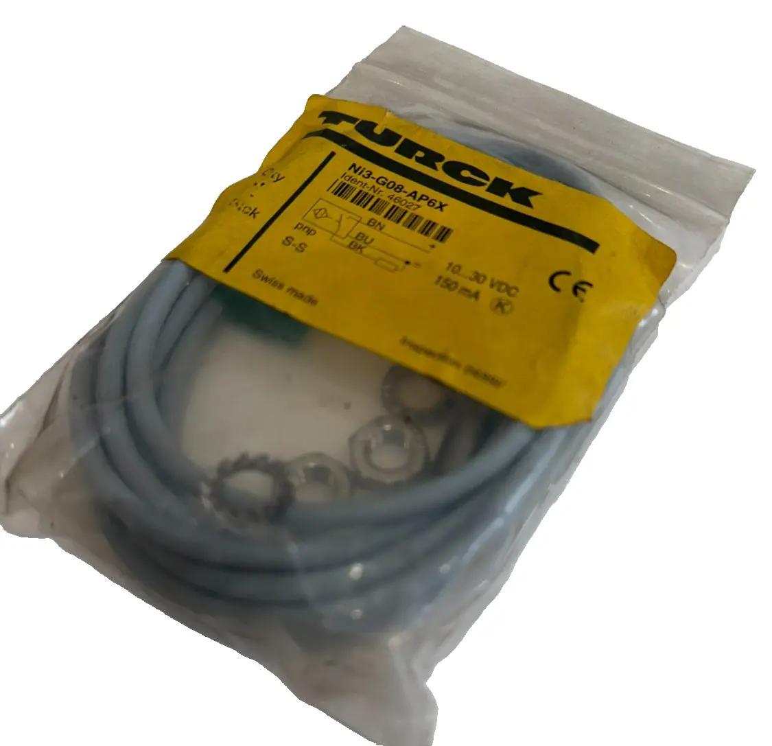 NEW TURCK NI3-G08-AP6X PROXIMITY SENSOR AND CABLE 46027 NI3G08AP6X