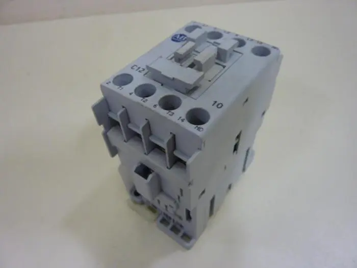 Used ALLEN BRADLEY 100-C12.10 SER A PLC Contactors | Ideal Machinery #618793