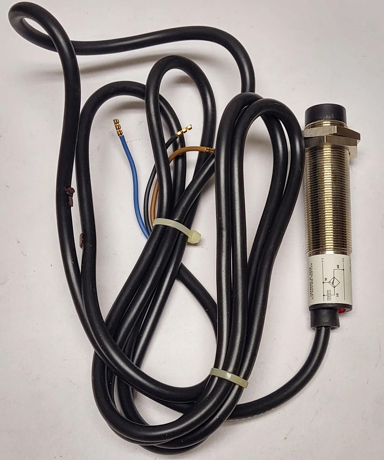NEW Allen-Bradley 871C-P8B18