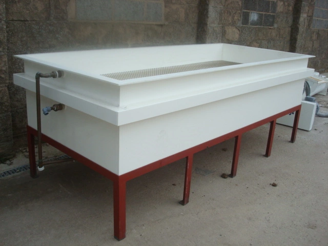 1,100L  White Polyprop Rectangular Tank