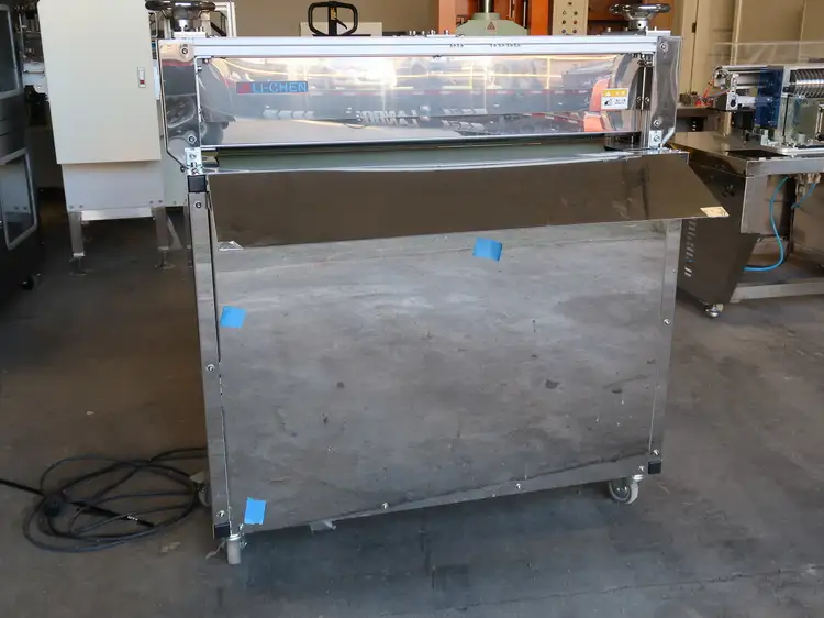 Used 2002 LI CHEN _UNKNOWN_ Wrapping Machines British Columbia CA | Lenmark #278309