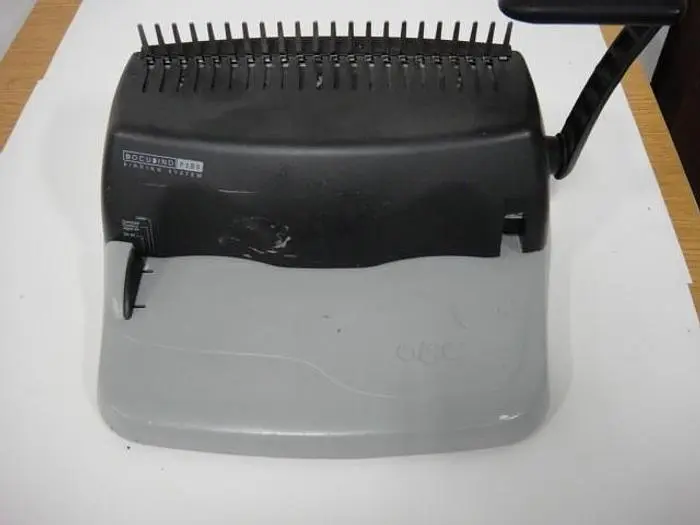 Used GBC DOCUBIND P100 Binding Equipment | BROOKS PRINTING EQUIPMENT #391600
