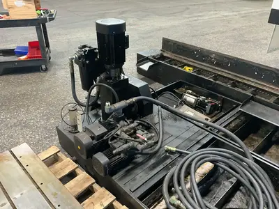 Used 2006 HURCO VMX50//50T Vertical Machining Centers Ohio US | HGR 24 #1343723