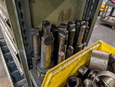 Used _UNKNOWN_ _UNKNOWN_ Miscellaneous Equipment (Metalworking) Texas US | IRS Auction #1320738