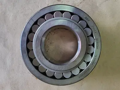 NEW SKF 21315E